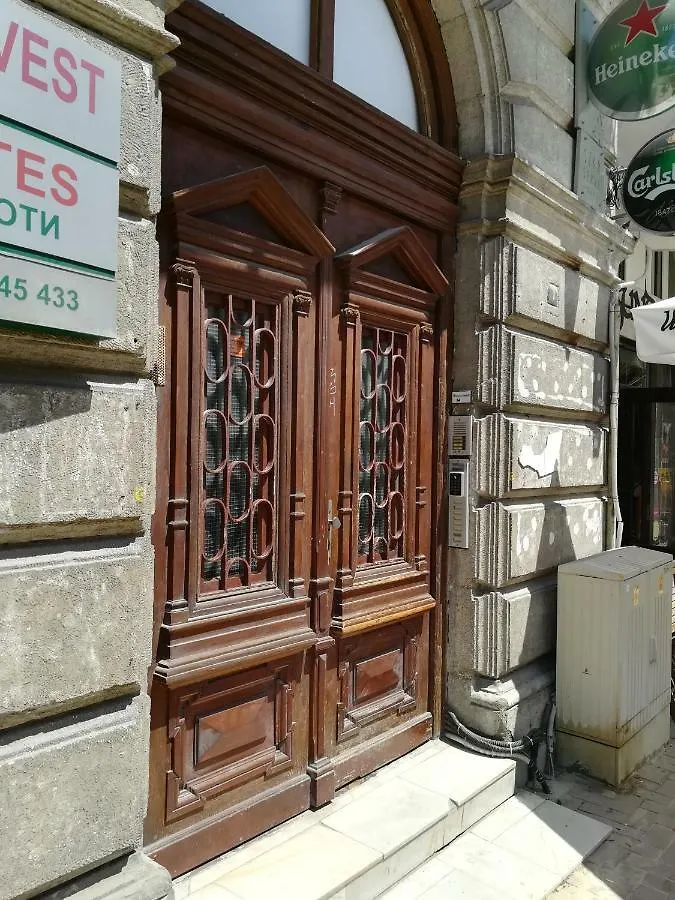 Zhakler - Top Center Apartment Opposite Starbucks Varna 0*,